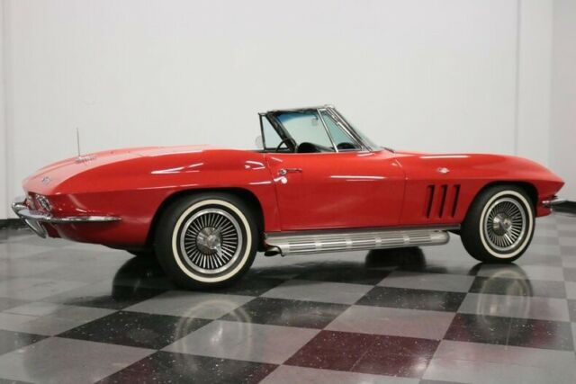 Chevrolet Corvette 1965 image number 14