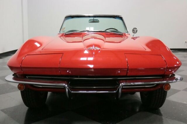 Chevrolet Corvette 1965 image number 19