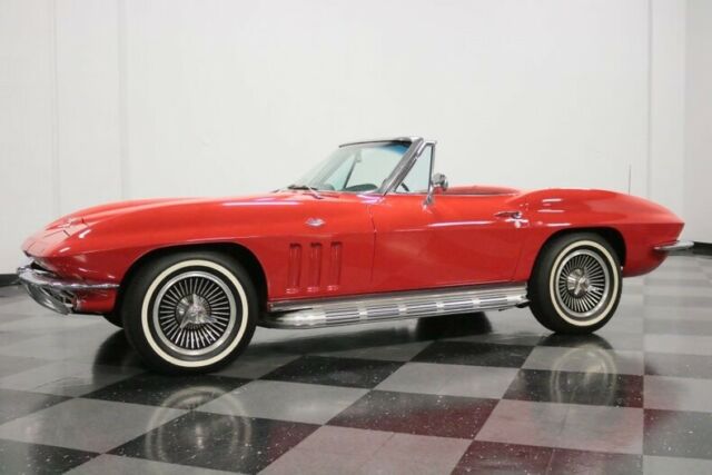 Chevrolet Corvette 1965 image number 30