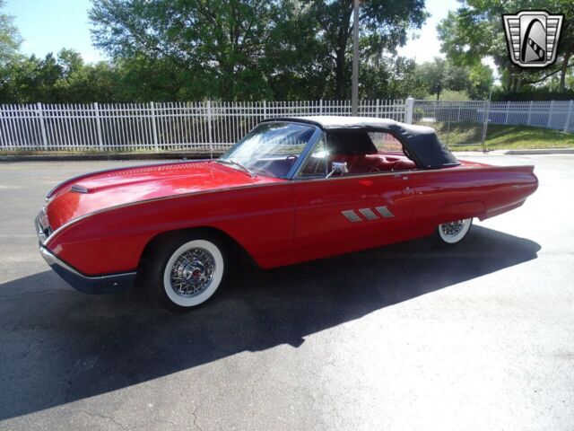 Ford Thunderbird 1963 image number 34