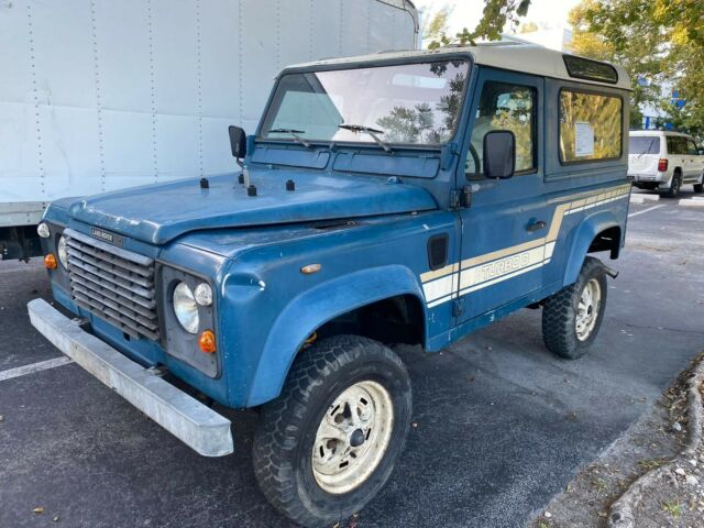 Land Rover Defender 1943 image number 13