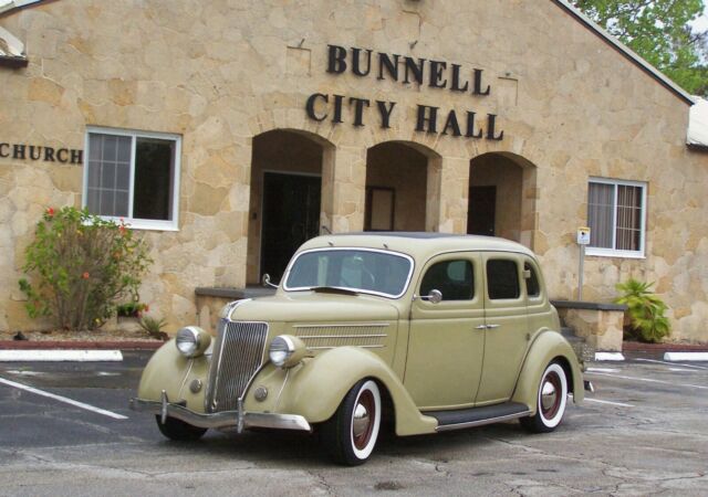 Ford 4 dr. trunkback 1936 image number 0