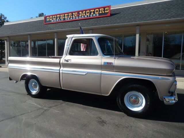 Chevrolet C-10 1965 image number 0