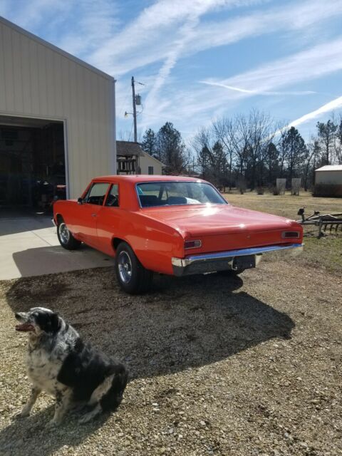 Chevrolet Chevelle Sedan 1966 image number 2