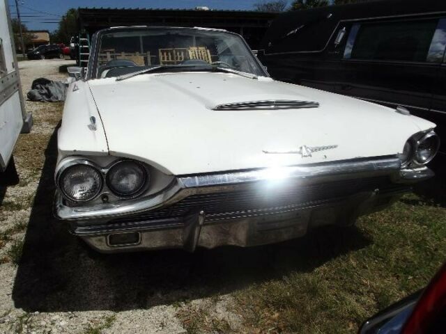 Ford Thunderbird 1965 image number 18