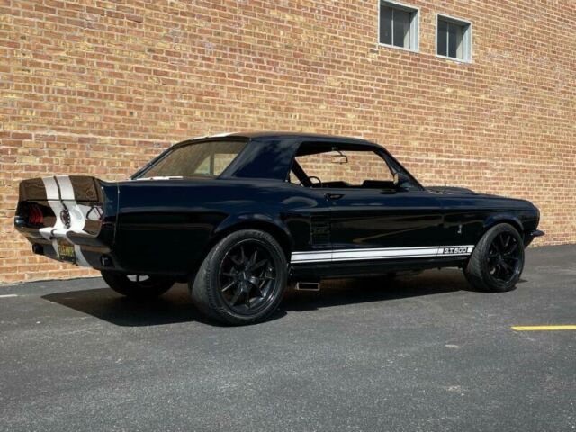 Ford Mustang 1967 image number 13