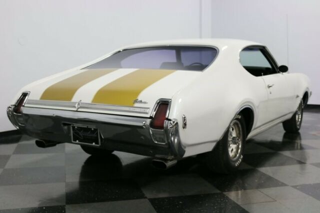 Oldsmobile Cutlass 1969 image number 12