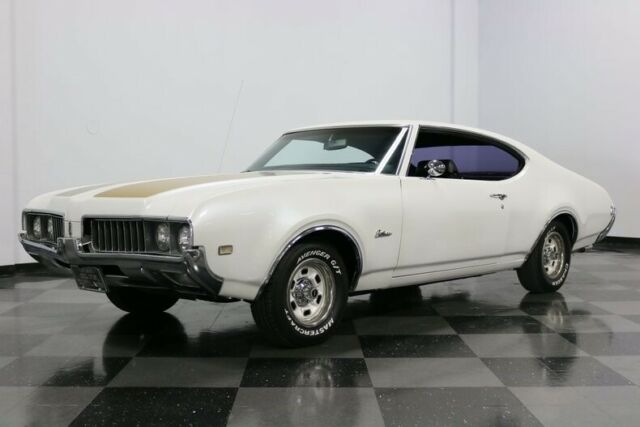 Oldsmobile Cutlass 1969 image number 29