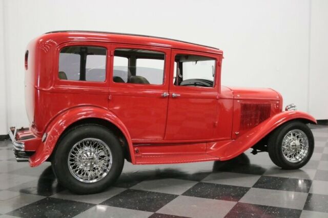 Plymouth 4 Door Sedan 1932 image number 14