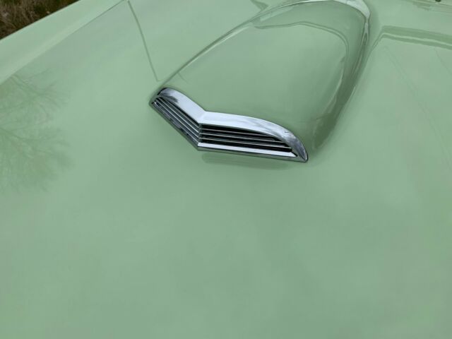 Ford Thunderbird 1957 image number 31