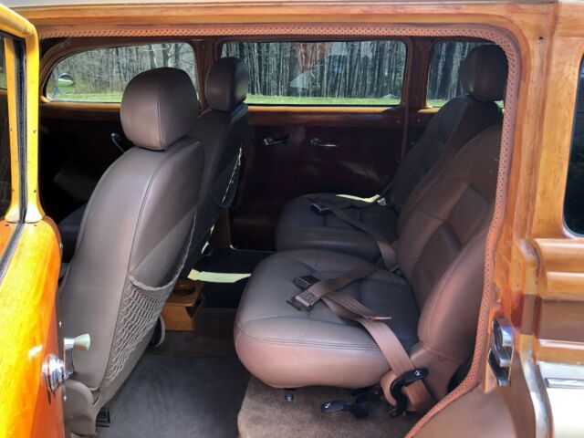 Chevrolet Tin Woodie Wagon 1950 image number 14