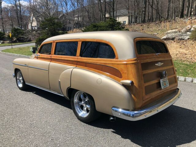 Chevrolet Tin Woodie Wagon 1950 image number 4