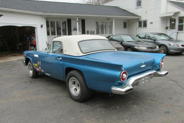 Ford Thunderbird 1957 image number 27