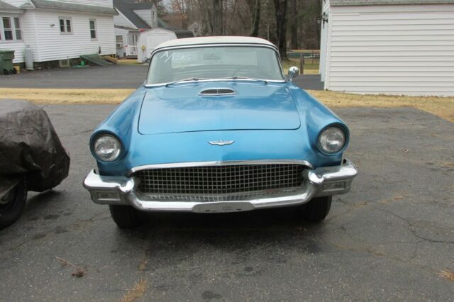 Ford Thunderbird 1957 image number 28