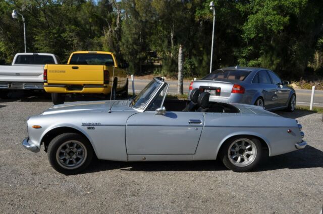 Datsun 2000 Roadster 1969 image number 27