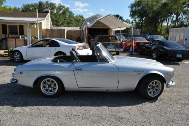 Datsun 2000 Roadster 1969 image number 31