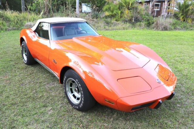 Chevrolet Corvette 1975 image number 3