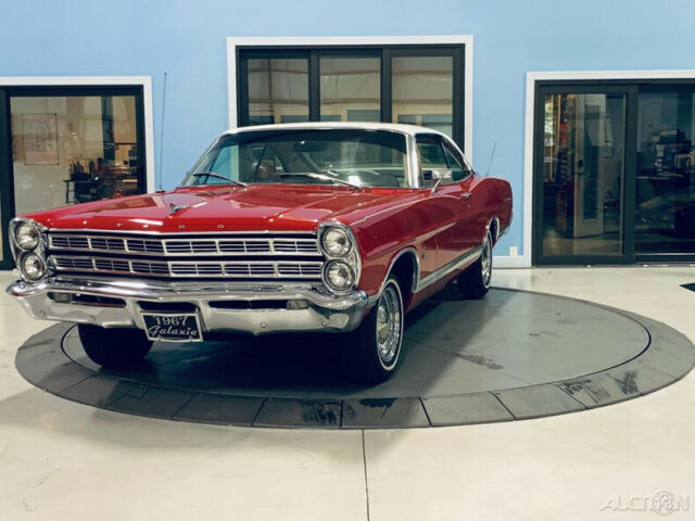 Ford Galaxie 1967 image number 0