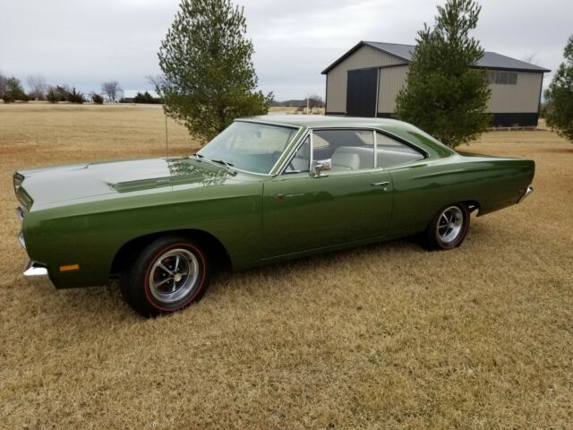 Plymouth Road Runner 1969 image number 0