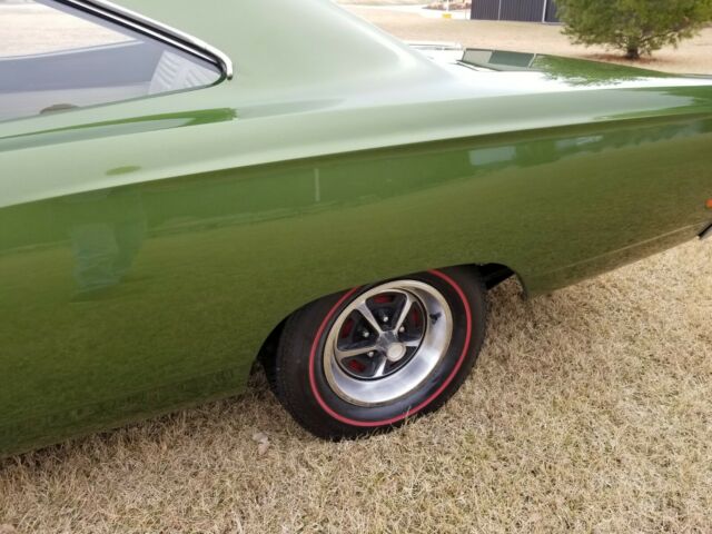 Plymouth Road Runner 1969 image number 3