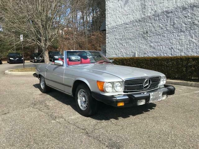 Mercedes-Benz SL-Class 1977 image number 24