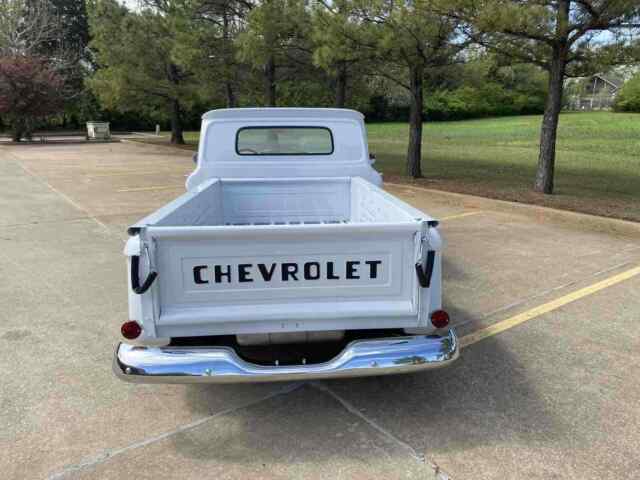 Chevrolet Stepside Pickup 1963 image number 26