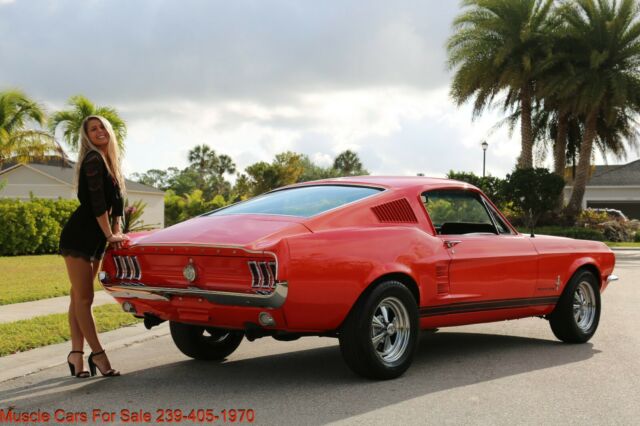 Ford Mustang 1967 image number 1