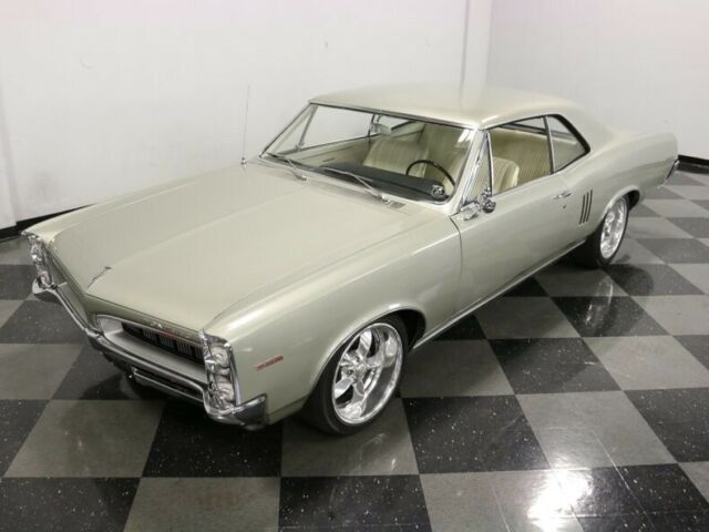 Pontiac Le Mans 1967 image number 31