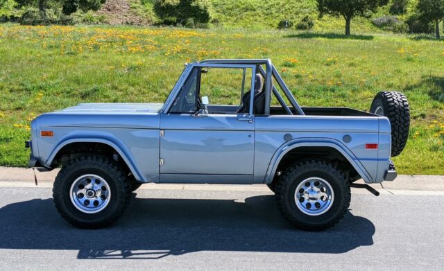 Ford Bronco 1973 image number 15