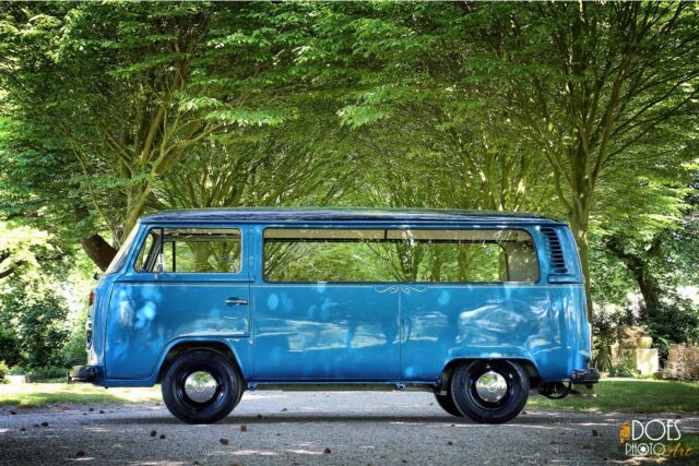 Volkswagen Bus/Vanagon 1976 image number 0