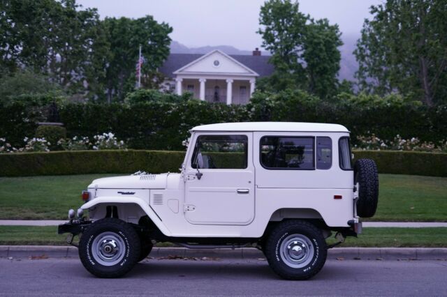 Toyota Land Cruiser 1978 image number 0