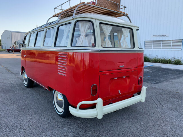 Volkswagen Bus/Vanagon 1964 image number 33