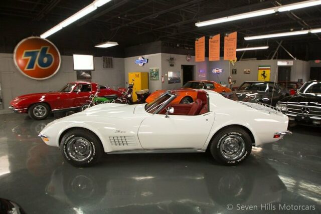 Chevrolet Corvette 1972 image number 28