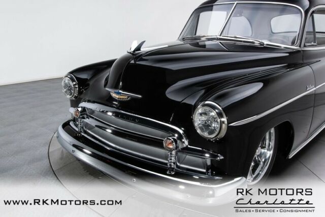 Chevrolet Styleline 1950 image number 11