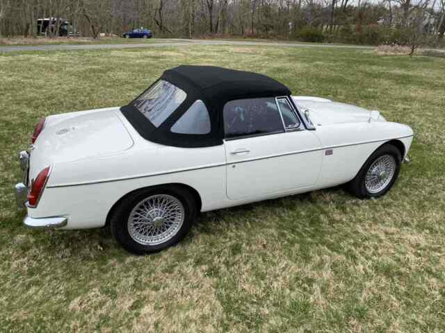 MG C Roadster 1969 image number 15