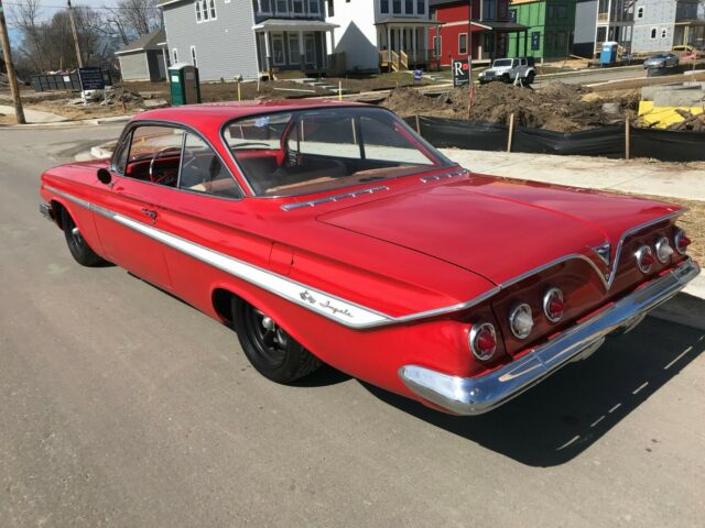 Chevrolet Impala 1961 image number 45