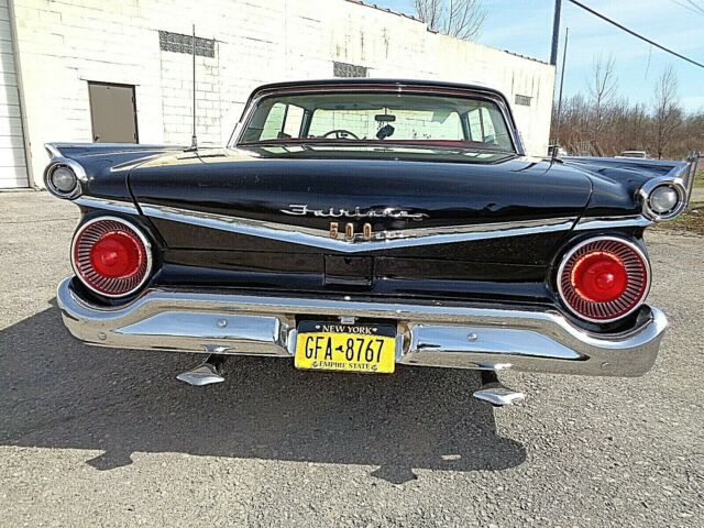 Ford Galaxie 1959 image number 30