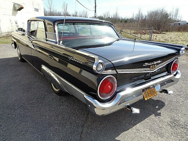 Ford Galaxie 1959 image number 7