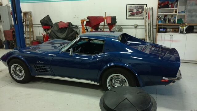 Chevrolet Corvette 1972 image number 0