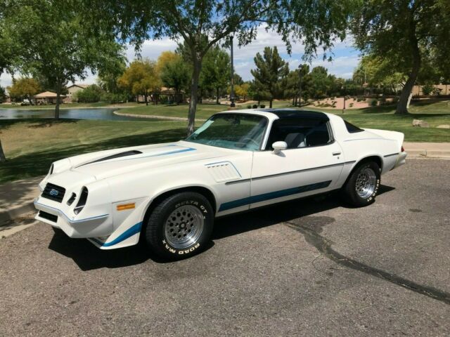 Chevrolet Camaro 1979 image number 1