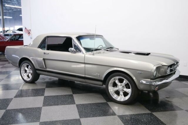 Ford Mustang 1965 image number 16