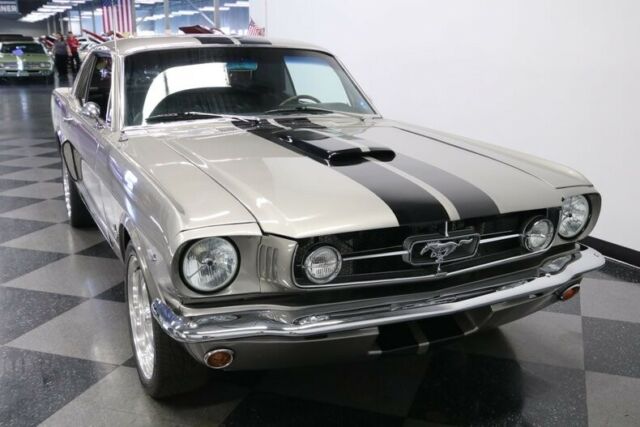 Ford Mustang 1965 image number 18