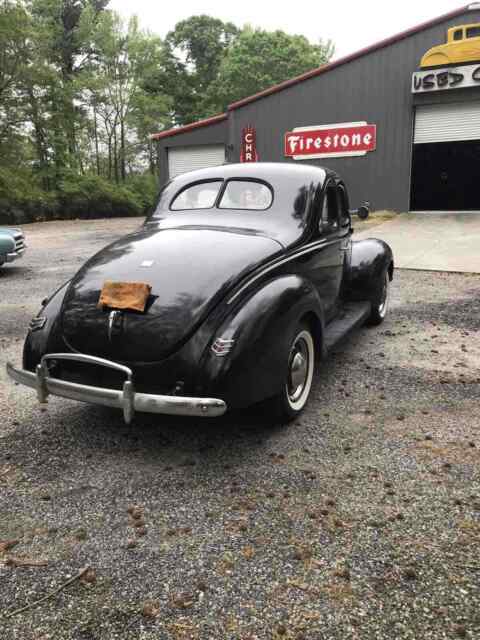 Ford Coupe 1940 image number 1