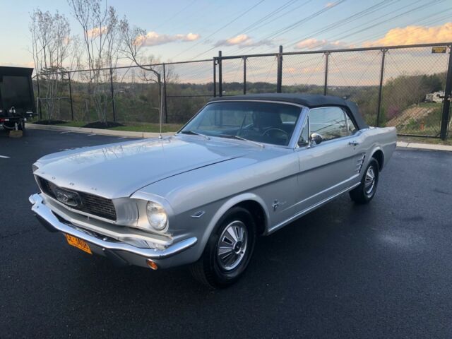 Ford Mustang 1966 image number 6