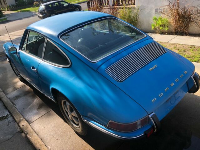 Porsche 911 1971 image number 25