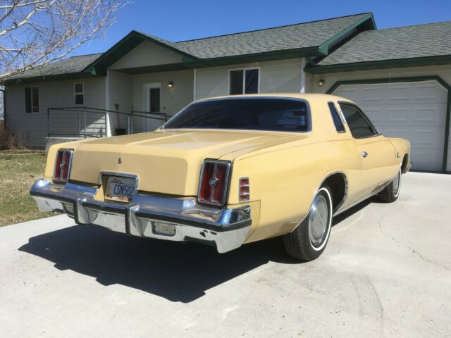 Chrysler Cordoba 1975 image number 2