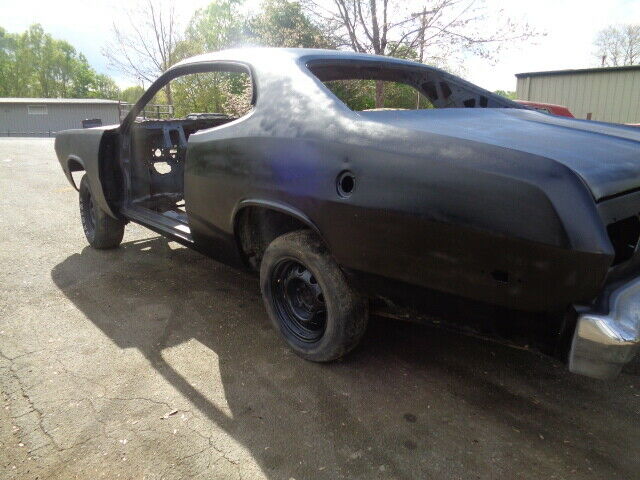 Plymouth Duster 1974 image number 27