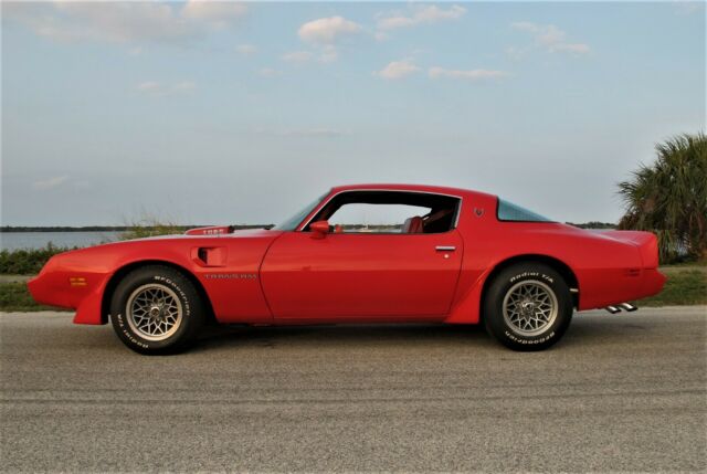 Pontiac Trans Am 1979 image number 1