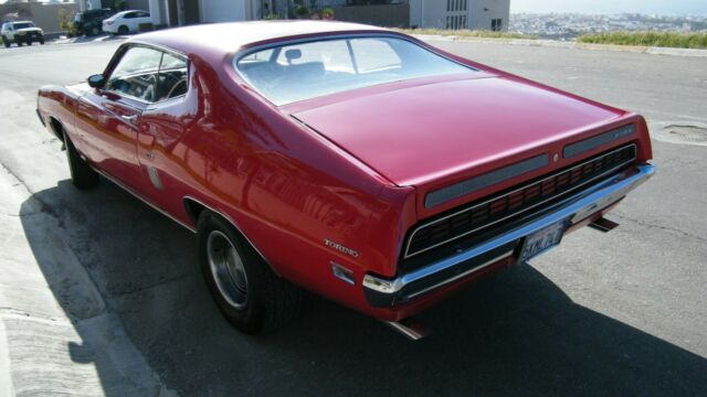 Ford Torino 1970 image number 2