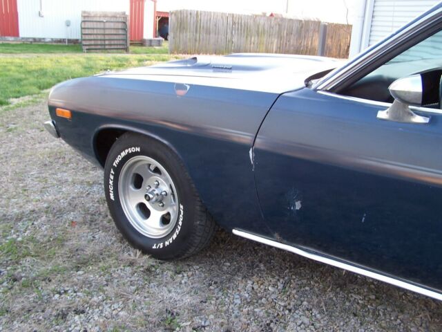 Plymouth Barracuda 1972 image number 18